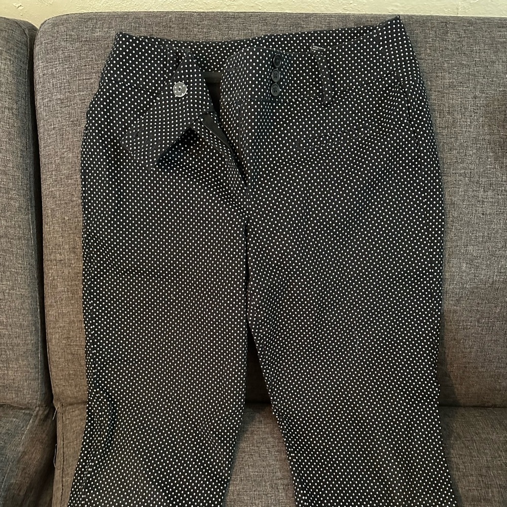 Women’ Ann Taylor Loft Dress Capris.